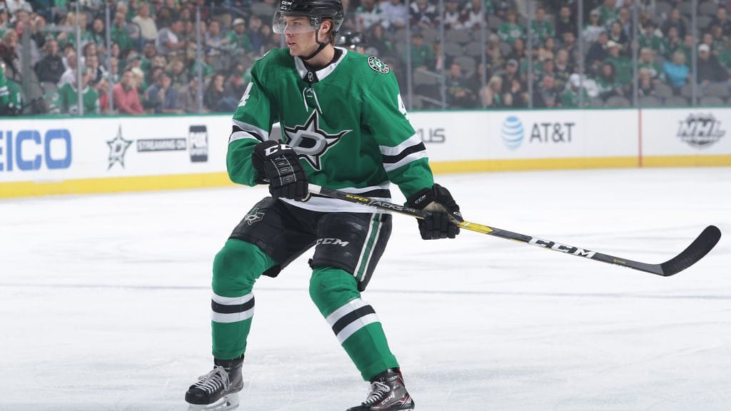 Miro Heiskanen on ollut kovassa vireessä Dallas Starsin takalinjoilla.