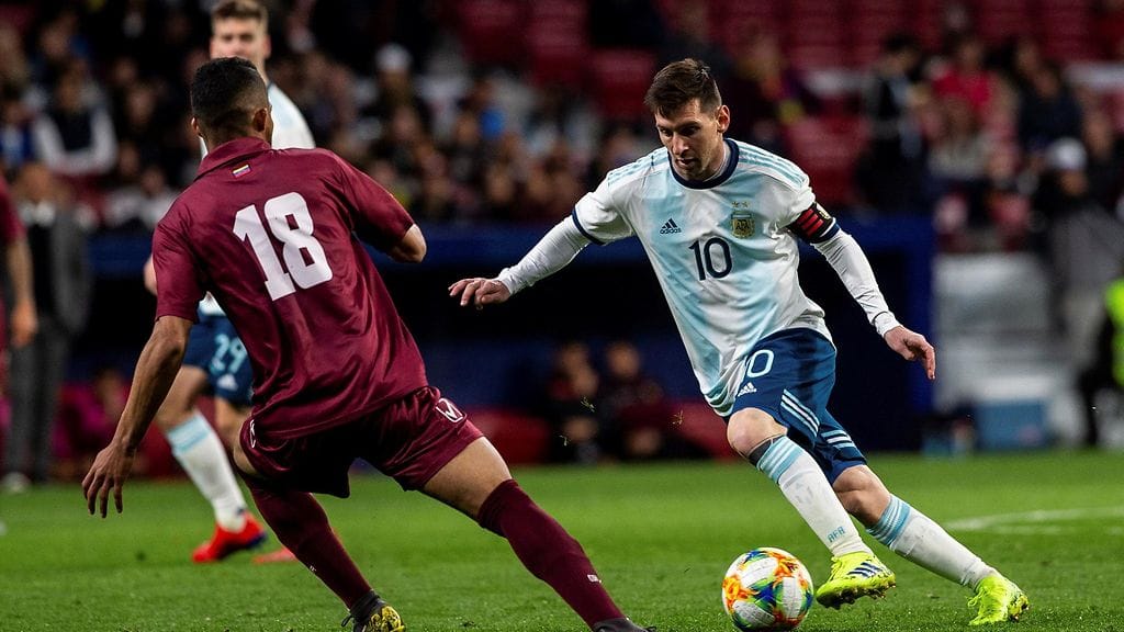 Lionel Messi ikävöi Cristiano Ronaldoa.