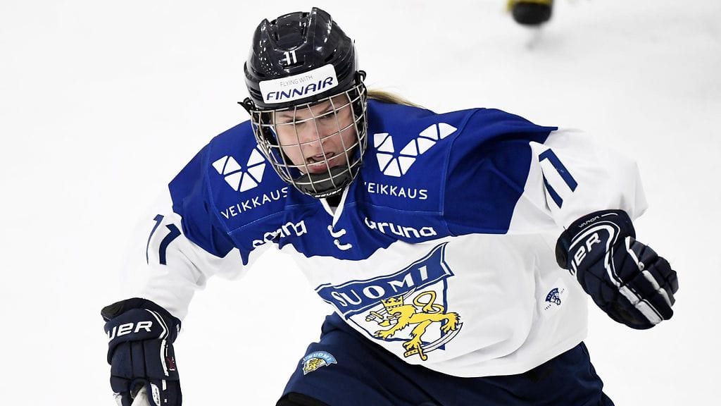 Annina Rajahuhta valittiin Naisleijonien MM-joukkueeseen.
