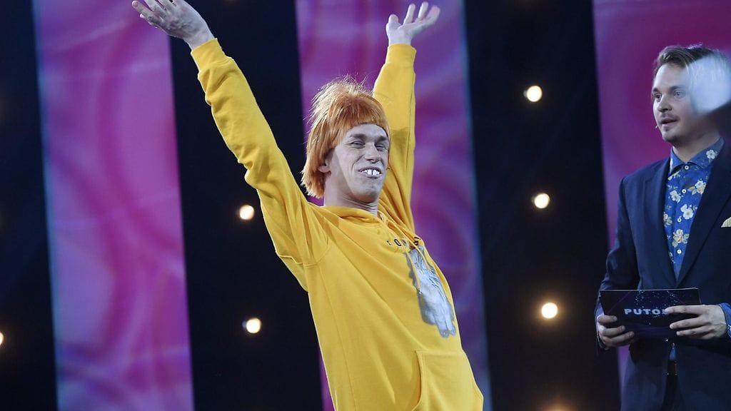 Christoffer Srandbergin sketsihahmo Nöpö-Felix.