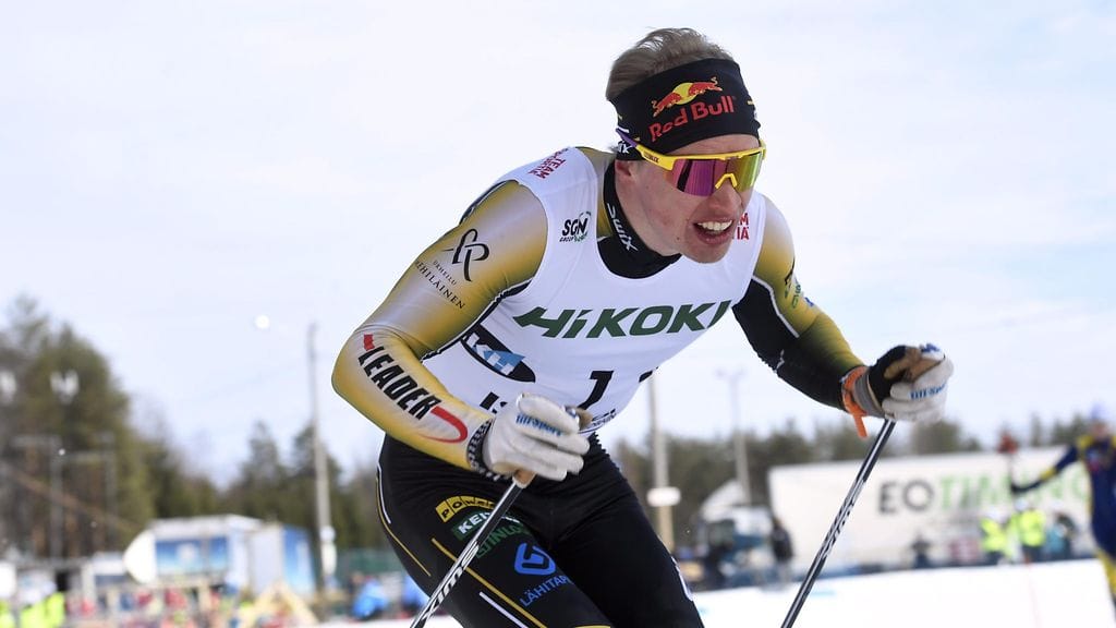 Iivo Niskanen takoi ylivoimaisen hiihdon Äänekoskella.