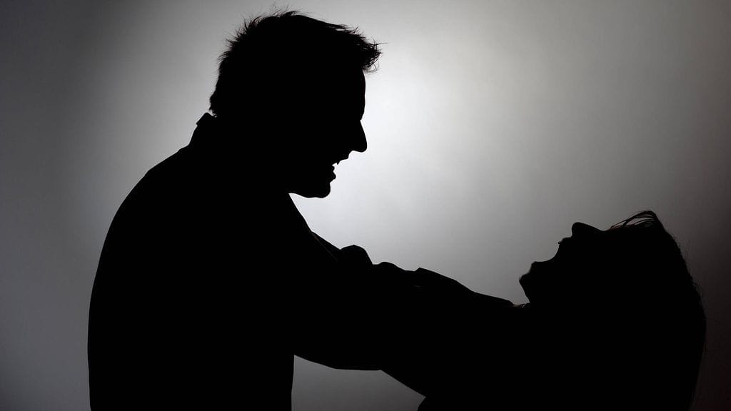 Naapuririita kärjistyi ja johti järkyttävään pahoinpitelyyn Ruotsissa.