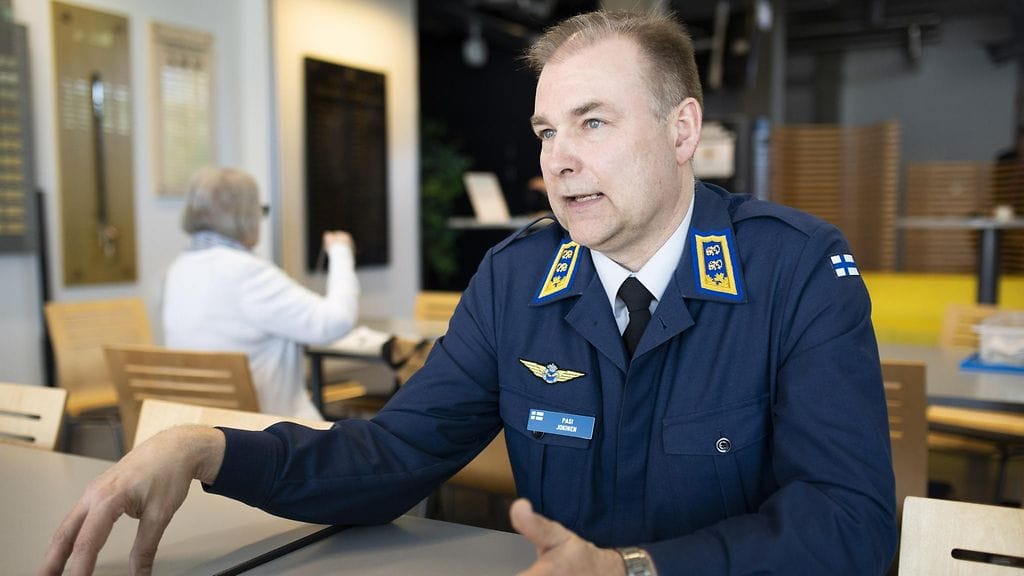 LK Ilmavoimien komentaja Pasi Jokinen