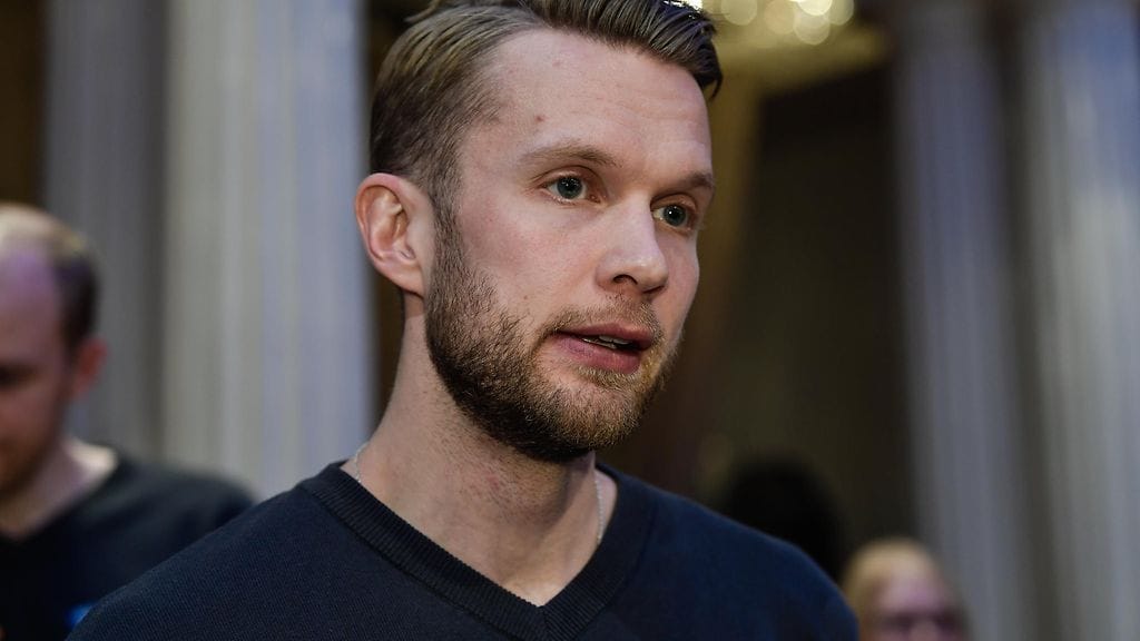 Eero Kilpeläinen torjuu ensi kaudella KalPan maalilla.