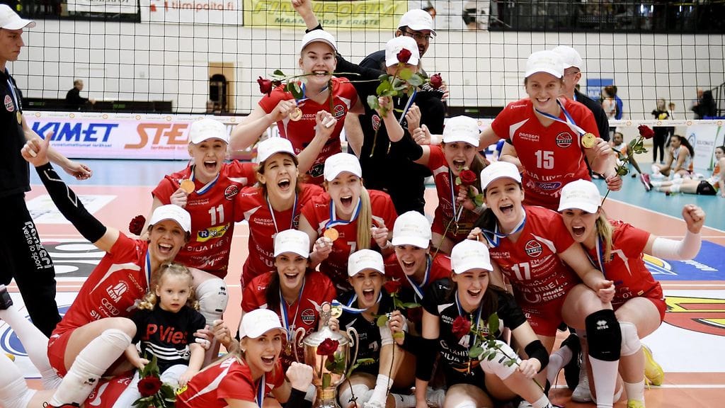 LP Viesti voitti lentopallon Suomen mestaruuden.