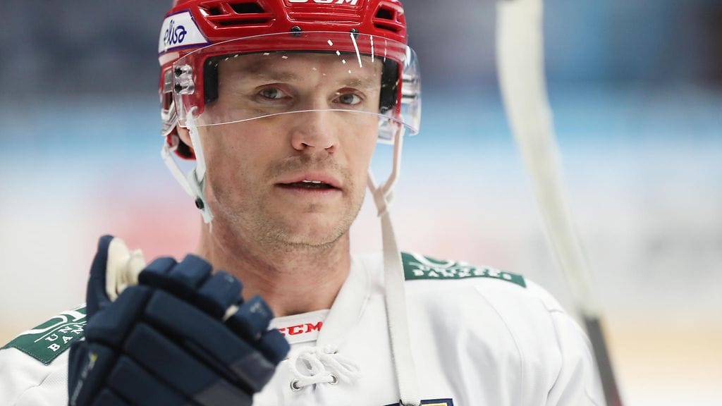 Tommi Santala palaa IFK:n kokoonpanoon lauantaina Oulussa.