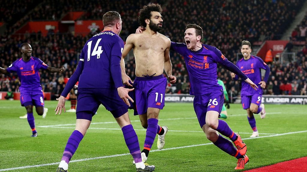 Mohamed Salah tuuletti osumaansa ilman paitaa.