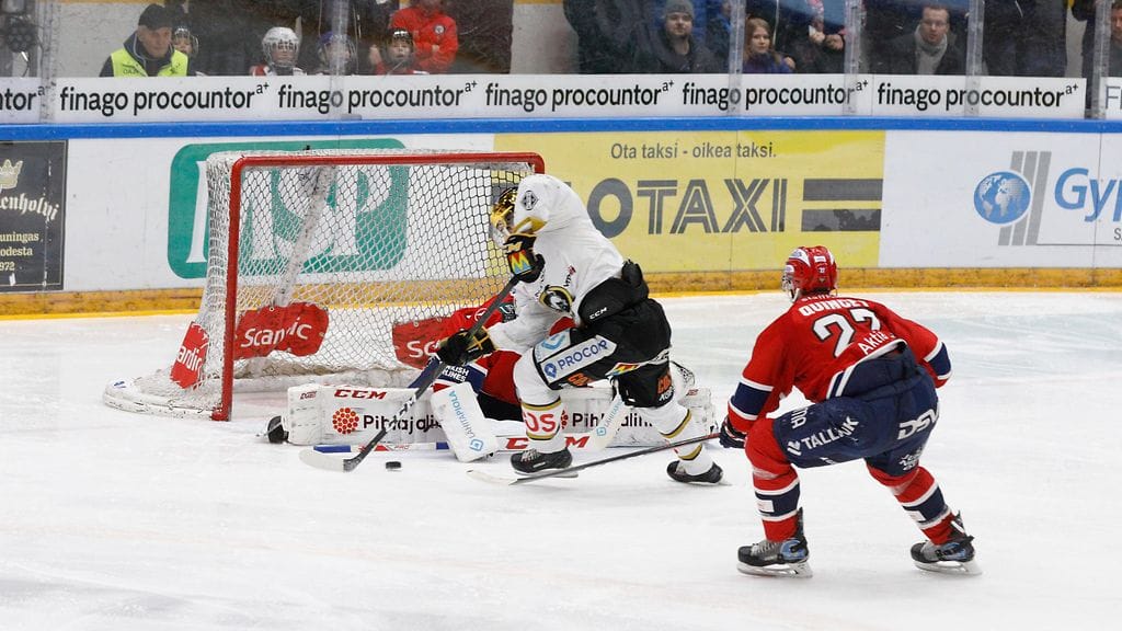 Ville Leskinen pääsi kahdesti läpiajoon HIFK:ta vastaan.