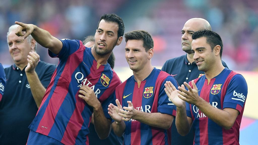 Sergio Busquets, Lionel Messi ja Xavi olivat kiinteä osa Barcelonan kultaista runkoa vuosikymmenen taitteessa.