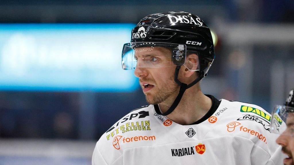 Oskar Osala tyrkkäsi IFK:n huippulupauksen tylysti jään pintaan.