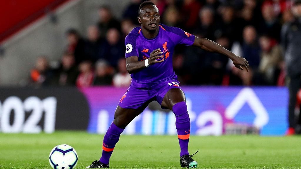 Sadio Mane elää kentän ulkopuolella rauhallista elämää.