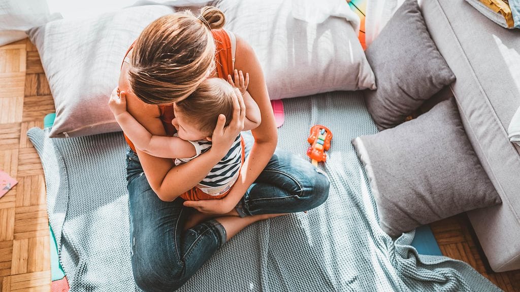 Vanhemmista 45 prosenttia kertoi, ettei heillä ole omaa aikaa. Jos aikaa löytyikin, se aiheutti syyllisyyden tunteita.