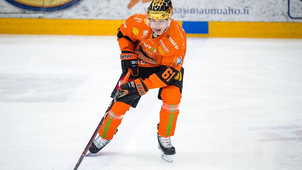 Miikka Pitkänen kiekkoilee seuraavat kaksi kautta KalPassa.