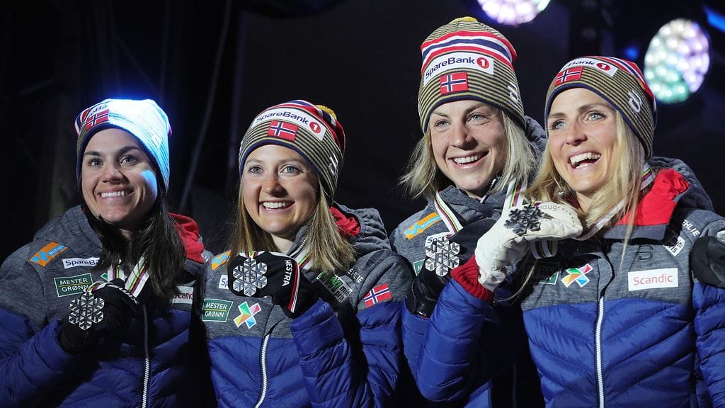Norjan hiihtoliitto antoi viestin hiihtotähdilleen. Kuvassa Norjan hopeajoukkue MM-Seefeldistä.