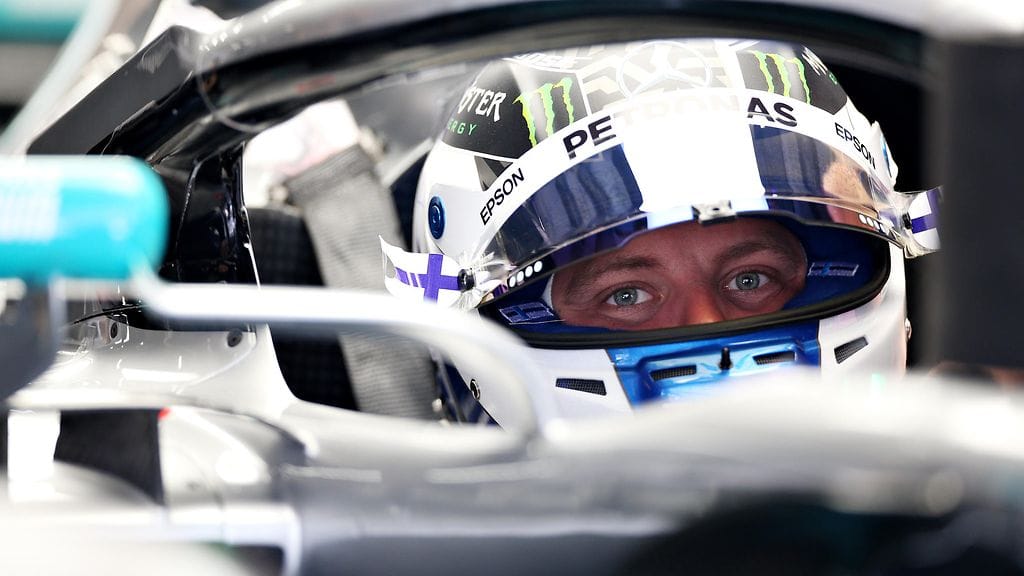 Valtteri Bottas oli nopein lauantaiaamun treeneissä.