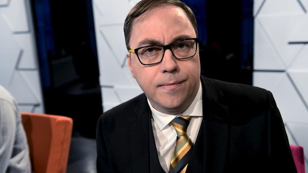 Marco de Witin puolue on Suomen Kansa Ensin.