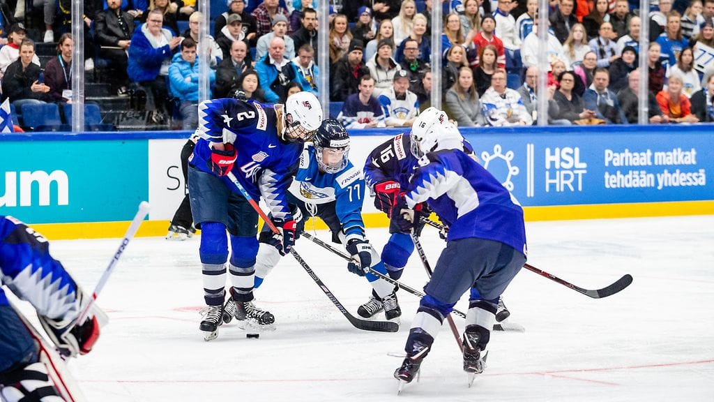 Naisten MM-loppuottelusta riittää spekuloitavaa pitkään.