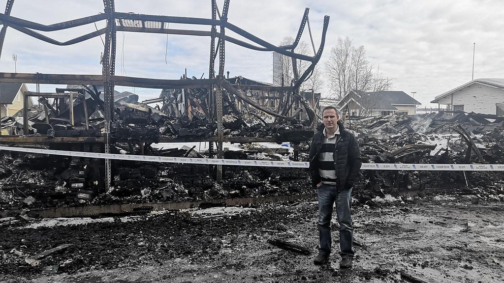 Akkuyrittäjä Kari Rautionahon mittava varasto tuhoutui rajussa tulipalossa. Kuva: Kari Rautionaho