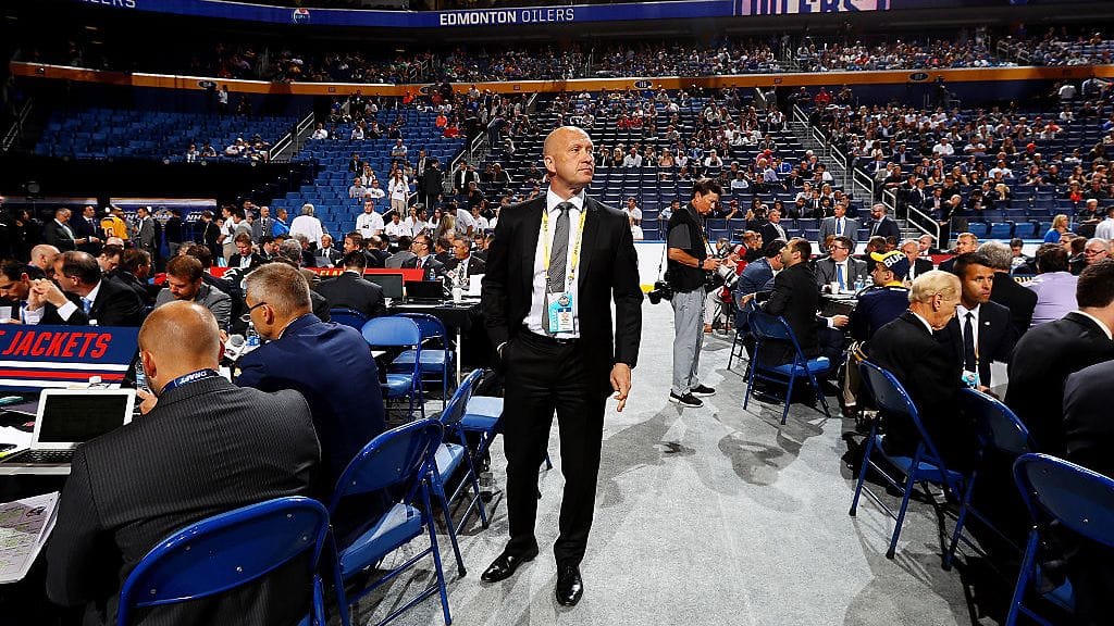 Columbus Blue Jacketsin GM Jarmo Kekäläinen pysytteli tilanteen tasalla NHL:n draftissa vuonna 2016.