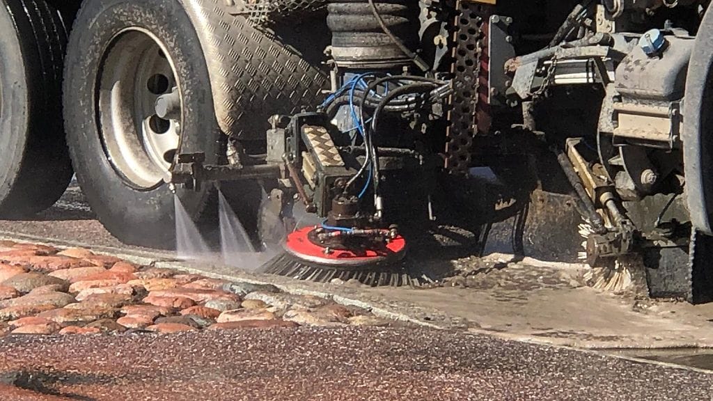 Katupöly, pesuharja