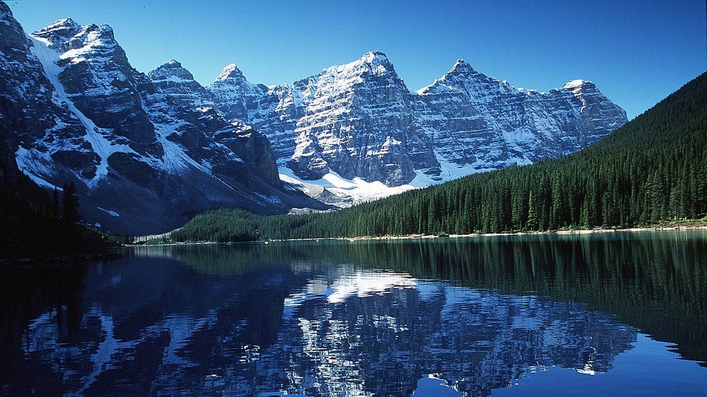 Arkistokuva Banffin kansallispuistosta, jossa Howse Peak sijaitsee.