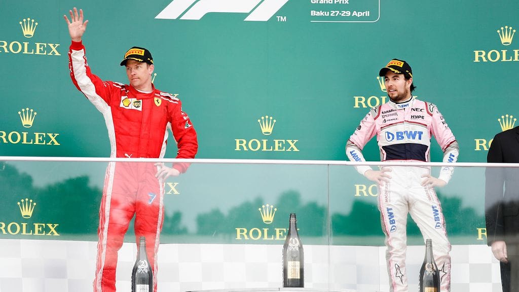 Kimi Räikkönen ja Sergio Perez Azerbaidzhanin GP:n palkintokorokkeella huhtikussa 2018.