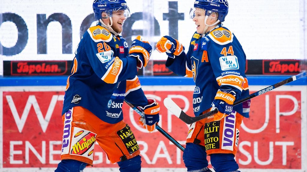 Tappara teki kaksi maalia toisessa erässä IFK:ta vastaan.