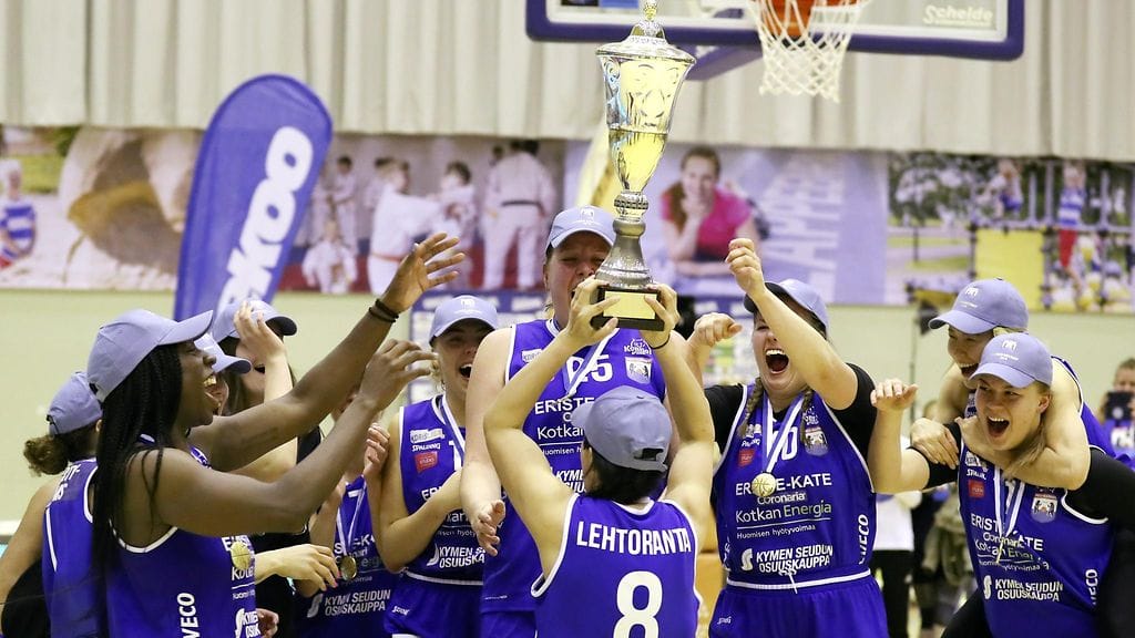 Peli-Karhut uusi Suomen mestaruutensa.