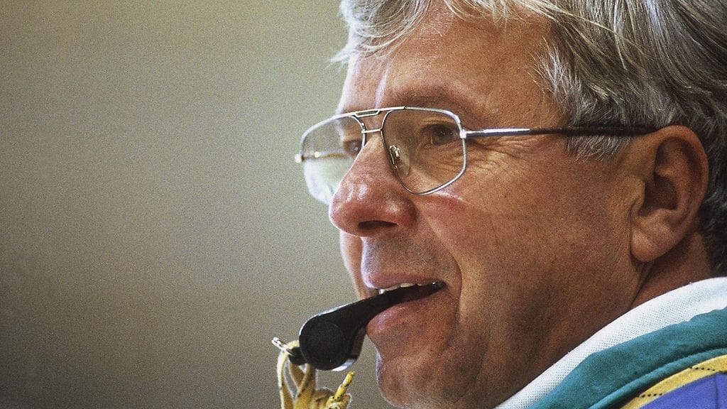 Ludek Bukac valmensi Tshekkoslovakian ja Tshekin maajoukkueiden lisäksi myös Itävaltaan, Saksaa ja Puolaa.