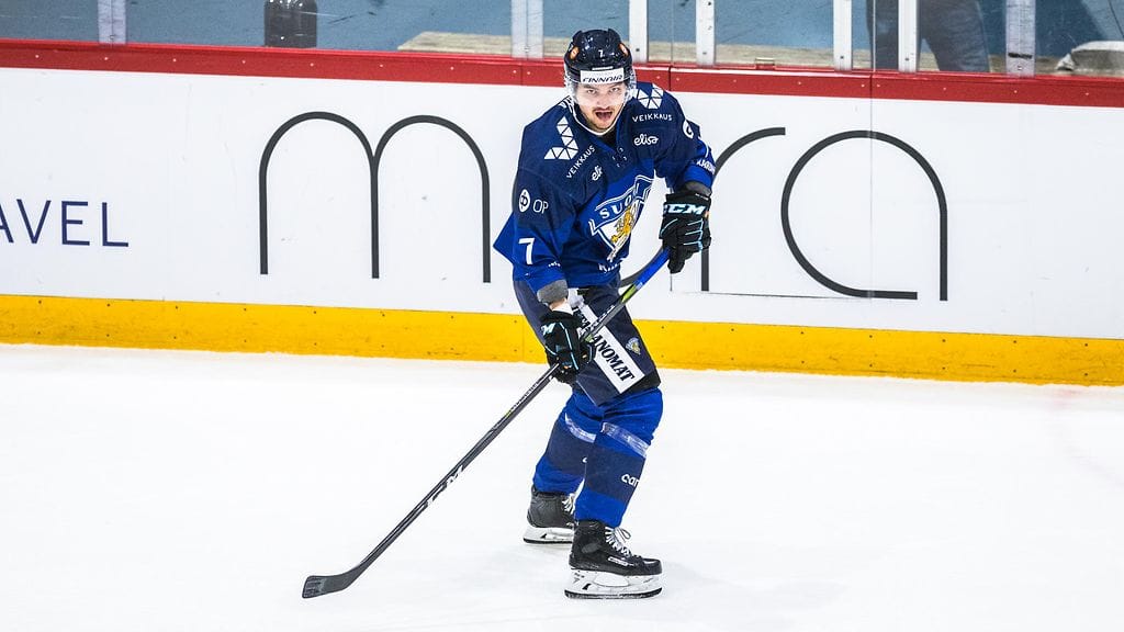 Oliwer Kaski kuuluu Leijonien MM-leiriryhmään.