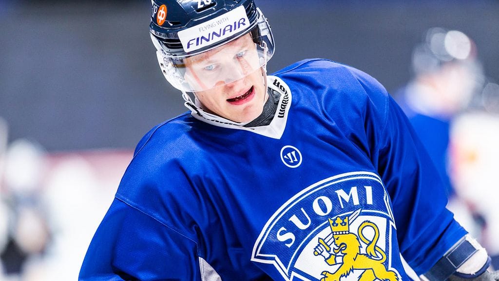 Harri Pesonen iski kaksi maalia, kun Leijonat nousi takamatkalta voittoon harjoitusottelussa Ruotsia vastaan.