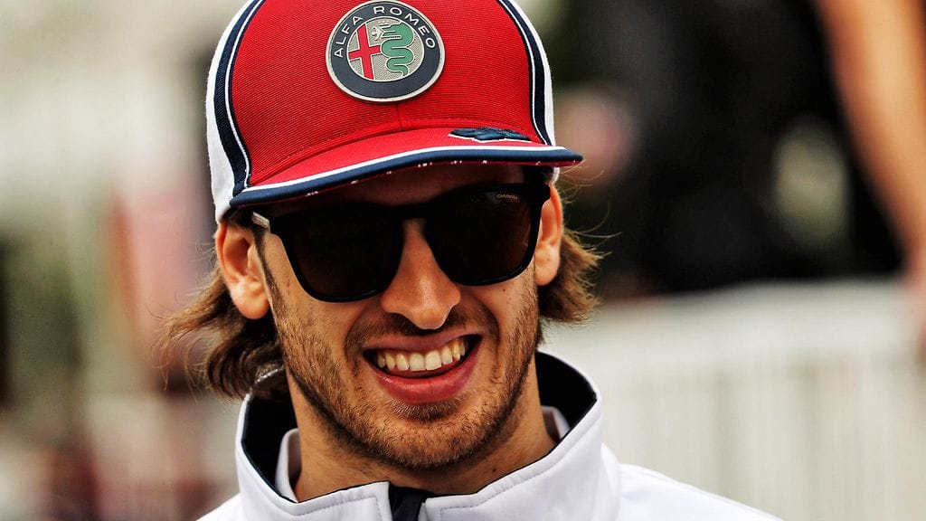 Alfa Romeon Antonio Giovinazzille määrättiin kymmenen lähtöruudun rangaistus Bakun GP:hen.