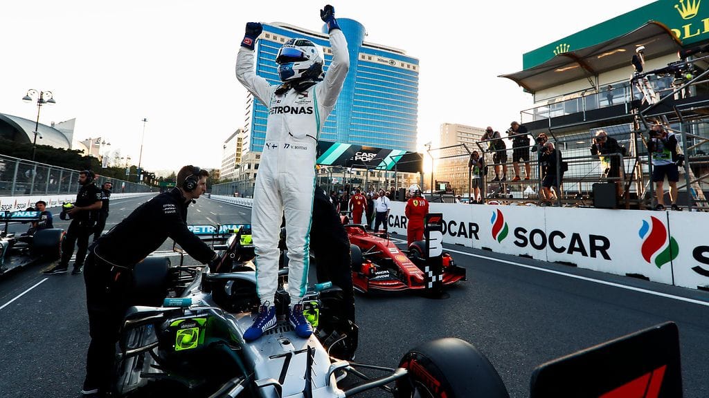 Valtteri Bottas ajoi paalulle Azerbaidzhanin GP:ssä.