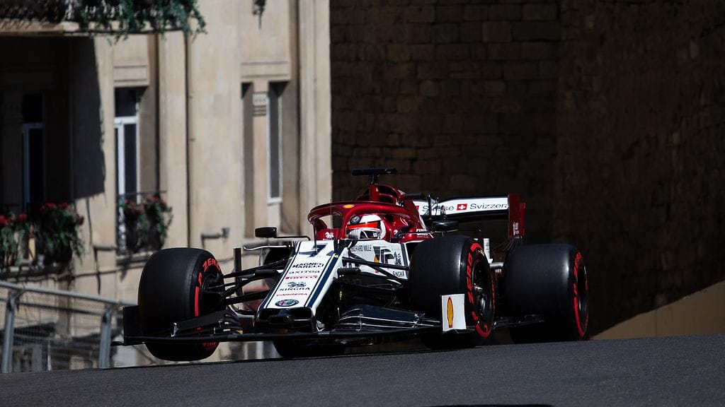 Alfa Romeon suomalaiskuski Kimi Räikkönen lähtee Bakun GP:hen ruudusta kahdeksan.