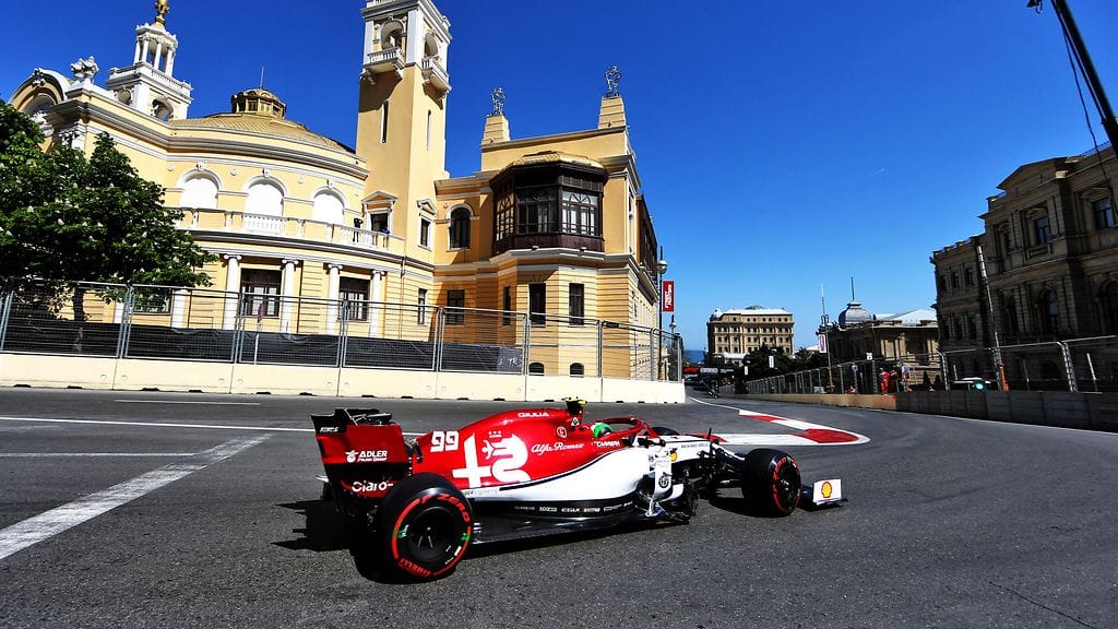 Antonio Giovinazzi oli Bakun GP:n aika-ajojen kahdeksas.