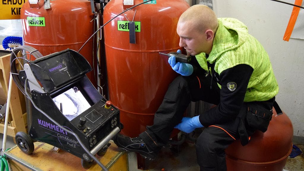 Sukitusasentaja Janne Sainio