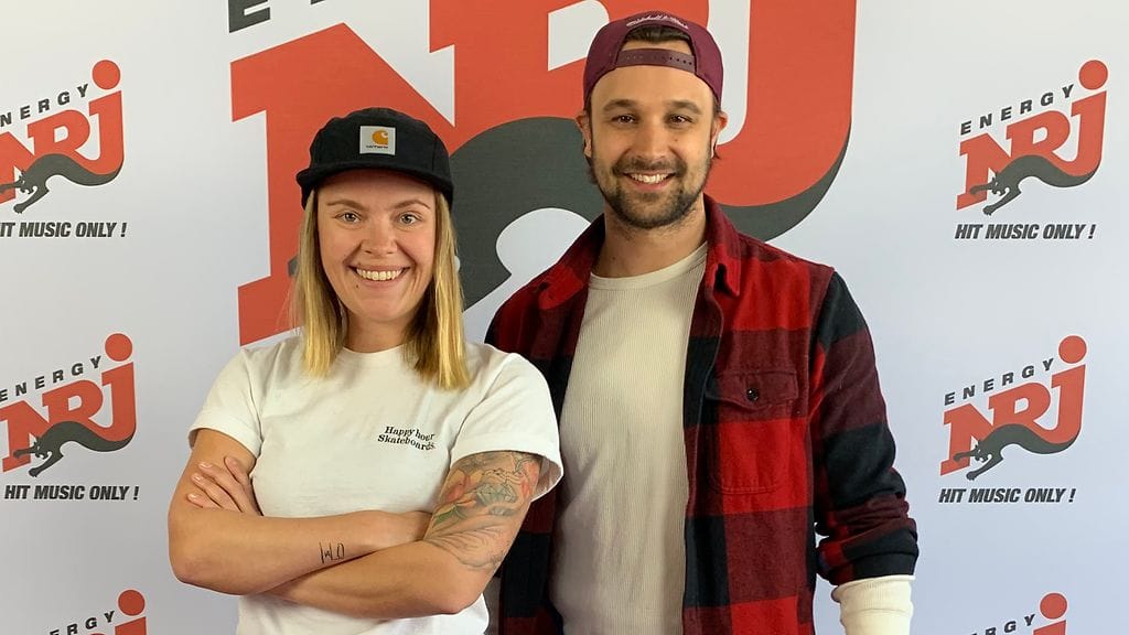 Mikko Parikka ja Riikka "Ritu" Karjalainen juontavat NRJ:n kesäaamuja.