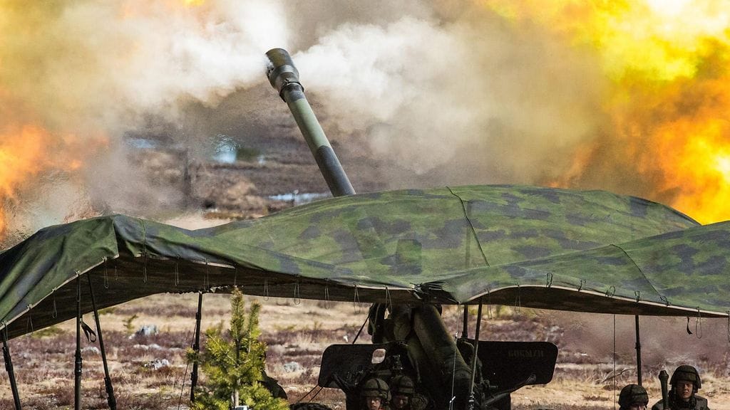 Arkistokuva. Ampumaharjoitus Rovajärven harjoitusalueella.