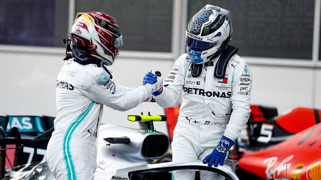 Valtteri Bottas ja Lewis Hamilton käyvät tiukkaa MM-taistelua.