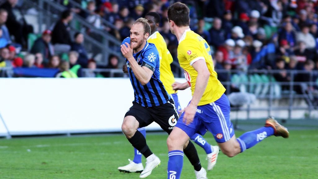 Timo Furuholm iski kaksi maalia HJK:n reppuun.