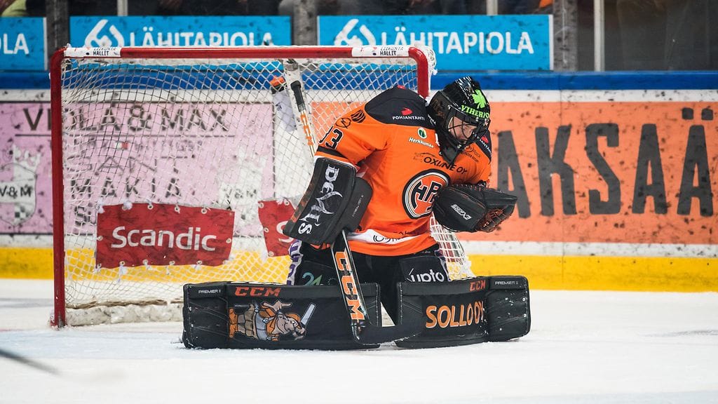 Emil Larmi, HPK.