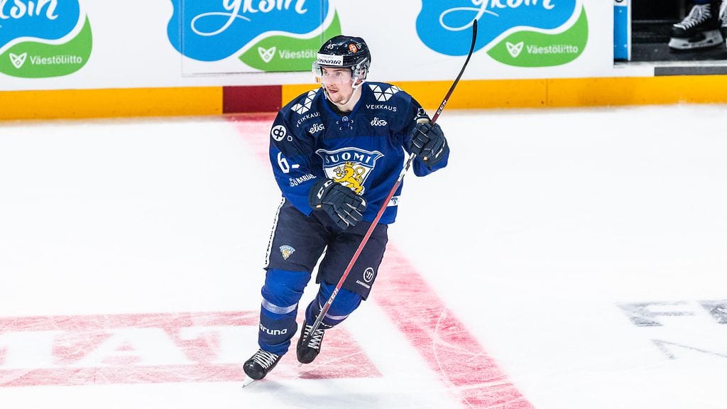 Sakari Manninen laukoi kaksi osumaa Leijonille torstain Tshekki-voitto-ottelussa.