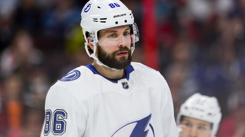 NHL:n runkosarjassa pistepörssin voittanut Nikita Kutsherov kävi kuumana lauantain Suomi-ottelussa.