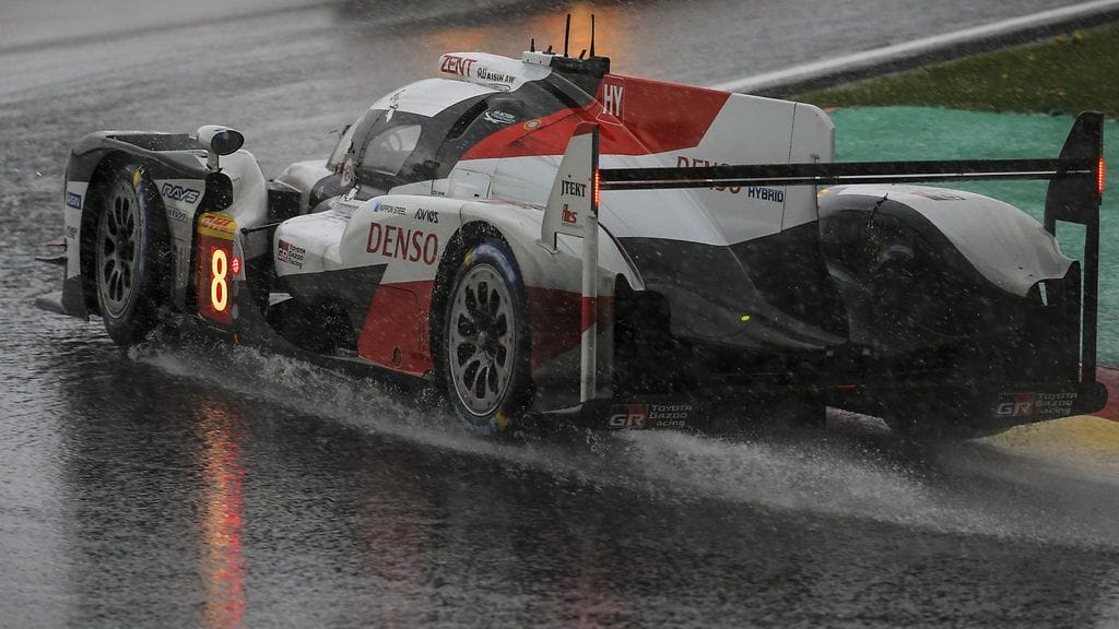 Fernando Alonso, Sebastien Buemi ja Kazuki Nakajima ajoivat Toyotan voittoon Spassa.