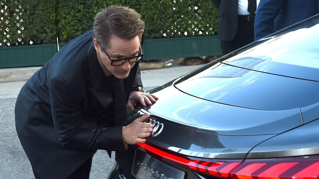 avengers endgame robert downey jr audi e-tron gt