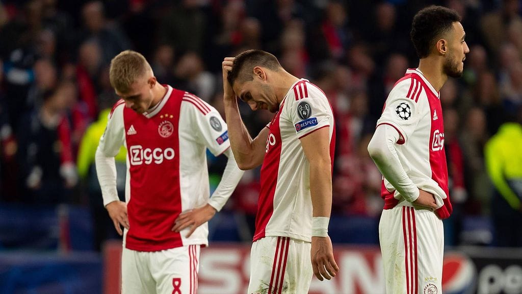 Ajaxin pelaajat olivat maansa myyneitä pudottuaan jatkosta Mestarien liigan välierissä.