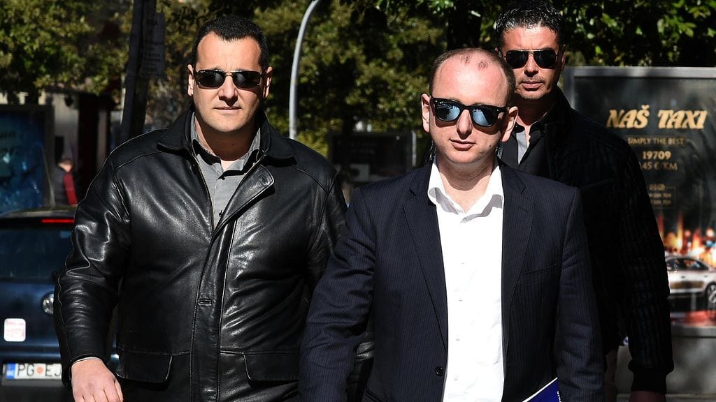 Tuomitut Andrija Mandic ja Milan Knezevic.