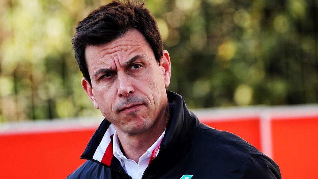 Mercedeksen tallipäällikkönä toimivaa Toto Wolffia (kuvassa) ollaan viemässä F1-sarjan uudeksi toimitusjohtajaksi.