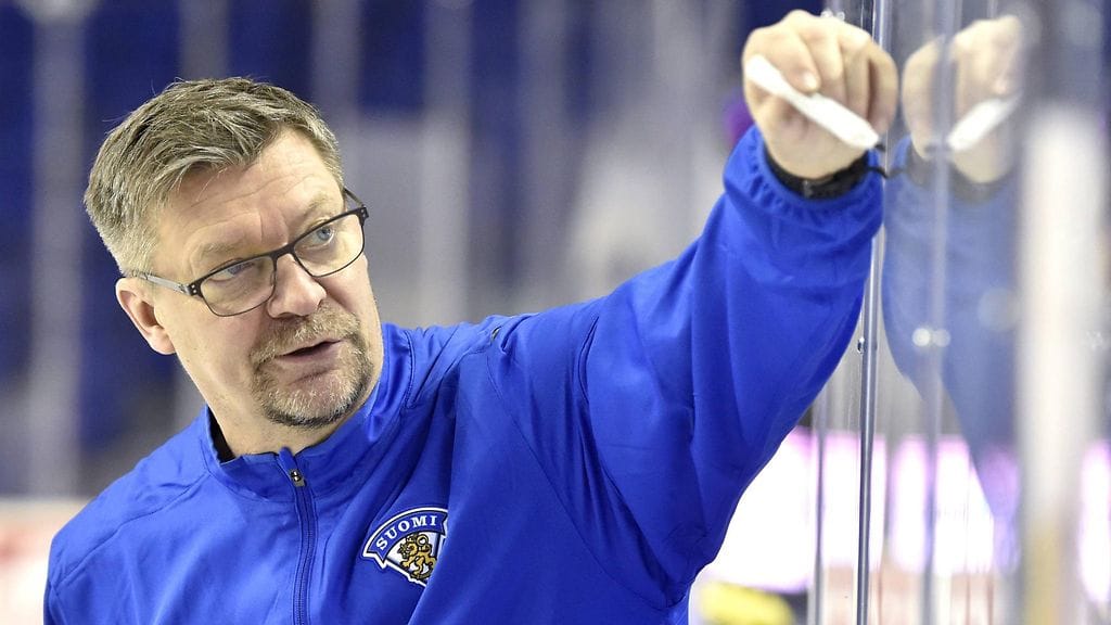 MM-kisat ovat huippupelaajalle kuin laittaisi rahaa pankkiin, Jukka Jalonen kokee.