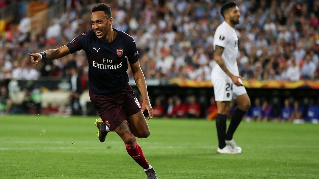Pierre-Emerick Aubameyang teki Arsenalille Eurooppa-liigan välierien toisessa osaottelussa hattutempun.